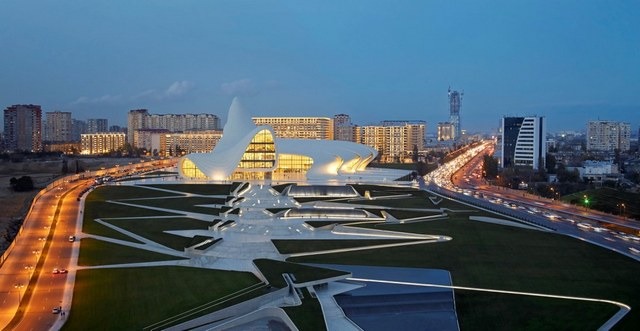 Heydar-Aliyev-Center-8-1.jpg