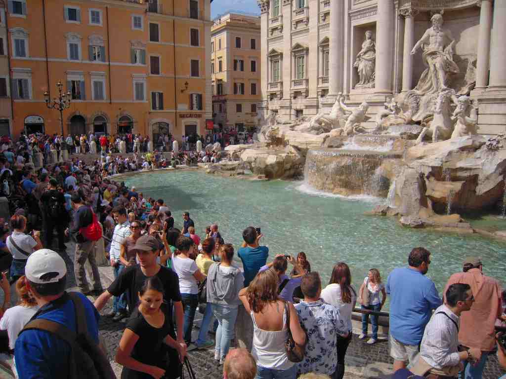 Trevi-Fountain-rome1.jpg