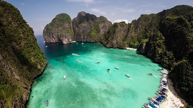 Phi-Phi-Islands-3.jpg