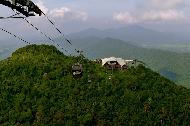 Langkawri-skybridge-Malaysia4-2.jpg