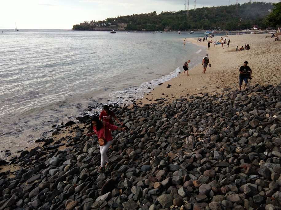 Senggigi-Beach-lombok-2.jpg