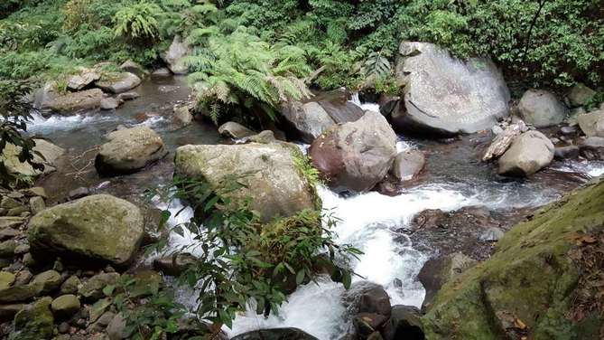 Tiu-Kelep-Waterfall-lombok-5.jpg