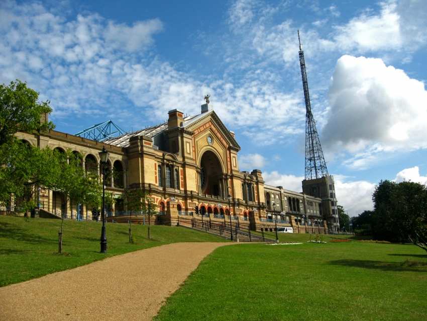 Alexandra-palace-london.jpg