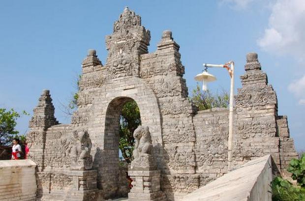 uluwatu-temple2.jpg