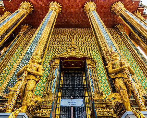 grand-palace-bangkok-3.jpg