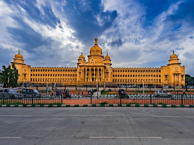 Vidhana-Soudha-View.jpg