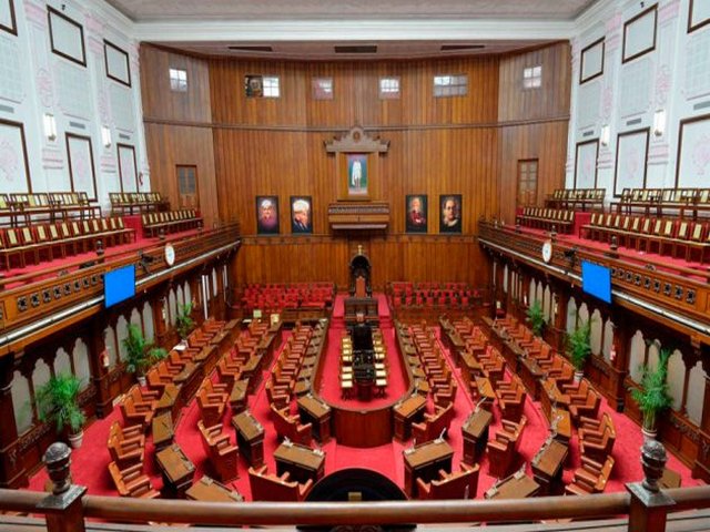 Vidhana-Soudha-MeetingsHall.jpg