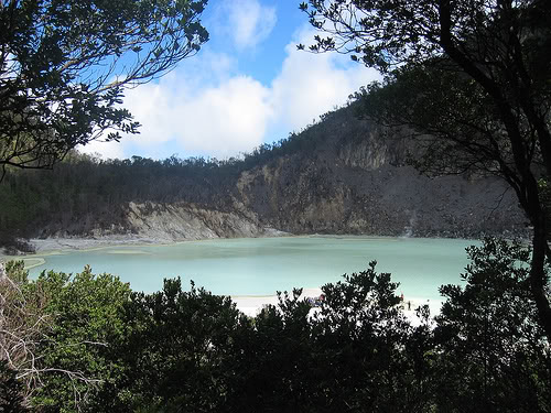 Kawah-Putih-2.jpg