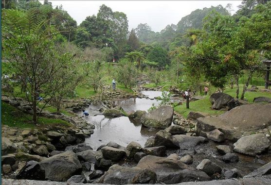 curug-7-cilember-puncak-1.jpg