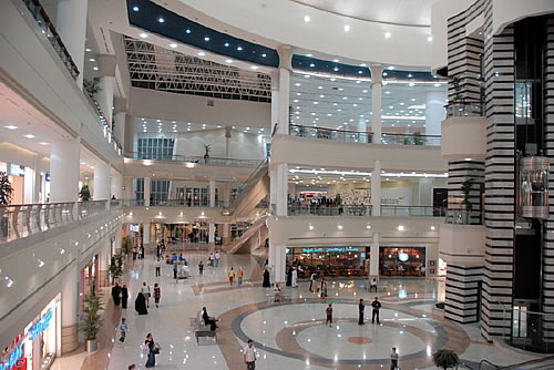 al-wahda-mall-abu-dhabi1.jpg