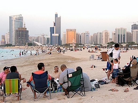 abu-dhabi-corniche-2.jpg