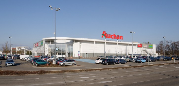 Centre-commercial-Auchan-Strasbourg.jpg