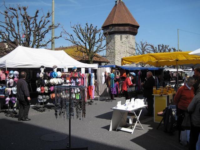 lucerne-markets-2.jpg