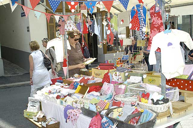 lucerne-markets-3.jpg