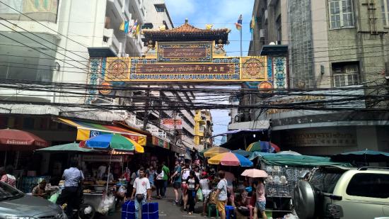 bangkok-markets-3.jpg