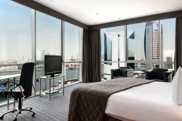 5-star-dubai-hotels-1.jpg