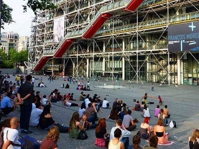 Centre-Georges-Pompidou-Tour-1.jpg