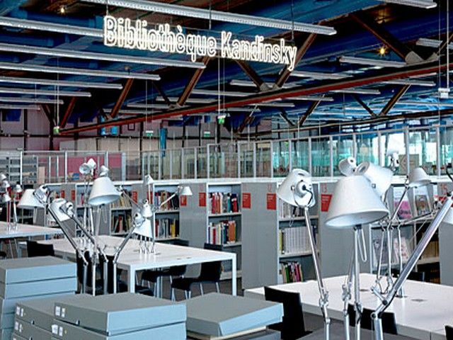Centre-Georges-Pompidou-Library-1.jpg
