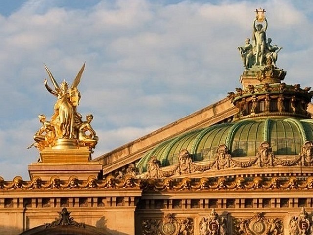 Palais-Garnier-Sculptures-1.jpg