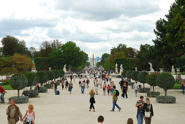 tuileries-garden-paris-5.jpg