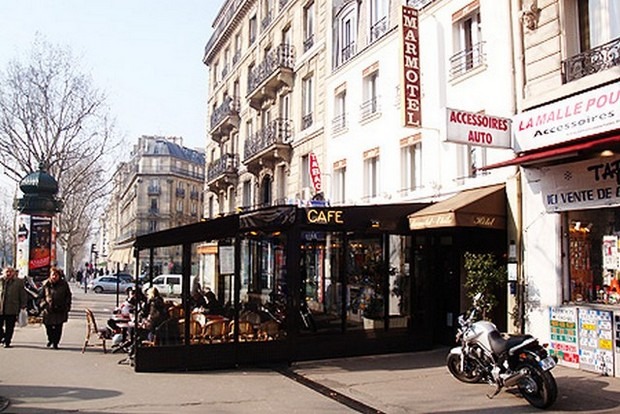 place-de-la-concorde-cafes.jpg