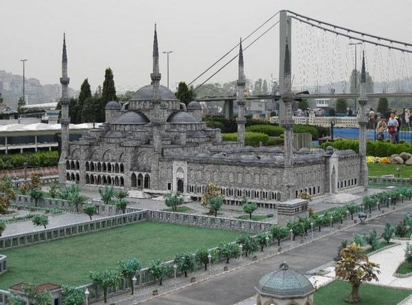 miniaturk-istanbul-1.jpg