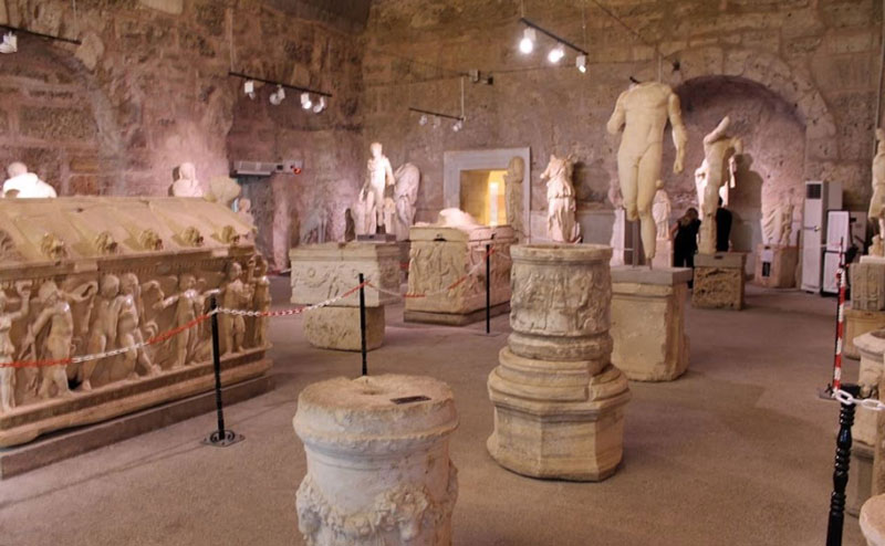 side-museum-antalya.jpg