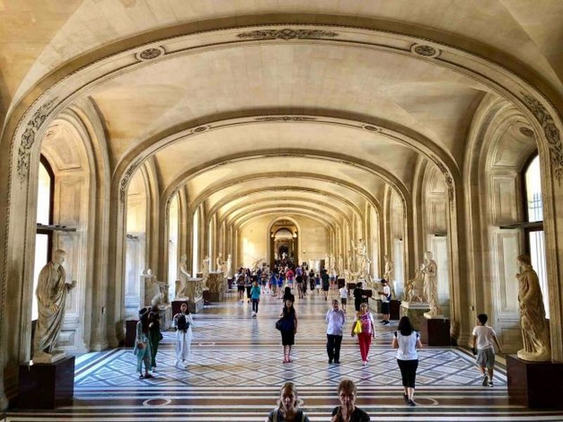 4.-Louvre-Museum-Paris-France.jpg