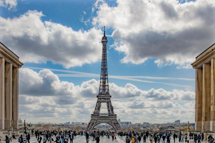 5.-Eiffel-Tower-Paris-France-871x580.jpg