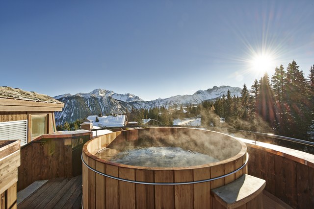 l-apogee-courchevel-penthouse-suite.jpg