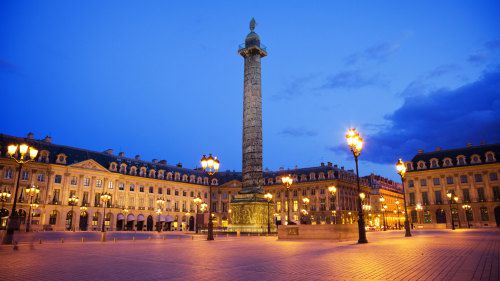 Enjoing-paris-at-night.jpg