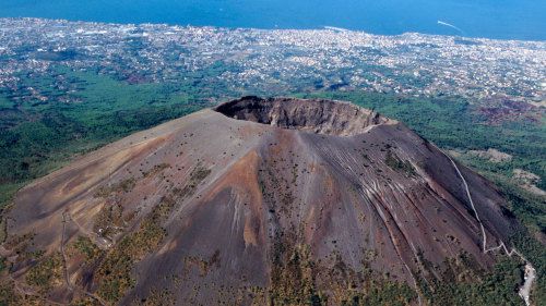 15.Mount-Vesuvius.jpg