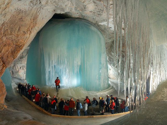 Eisriesenwelt1.jpg