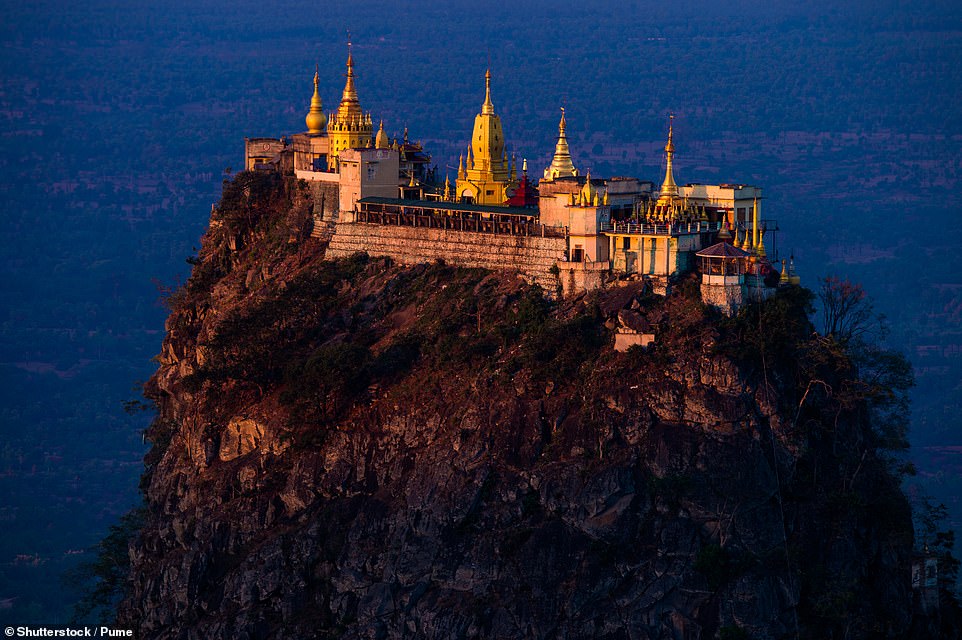 Popa-Taungkalat-temple.jpg