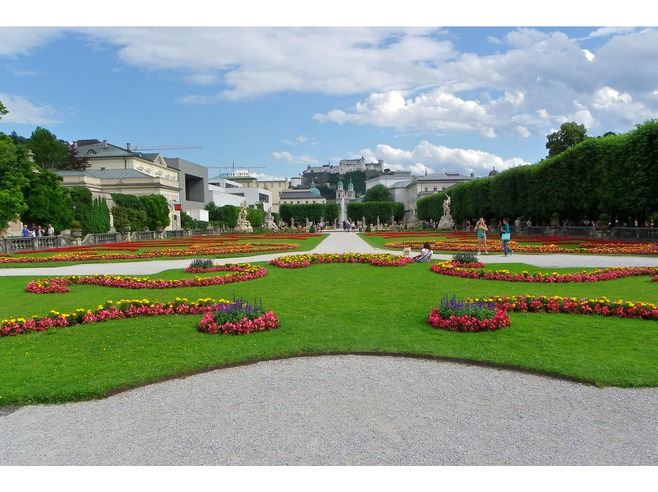 mirabell.gardens1.jpg