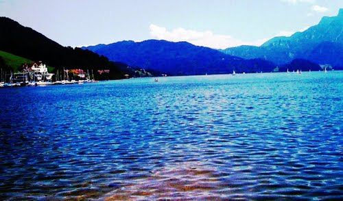 mondsee.town3the-lake.jpg