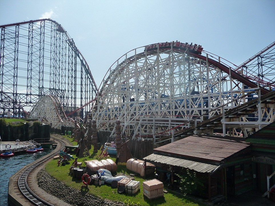 Blackpool-Pleasure-Beach.jpg