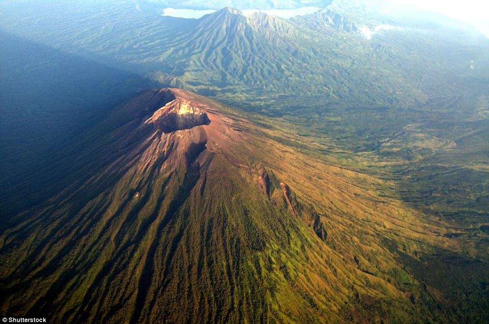 Mount-Agung-Bali.jpg