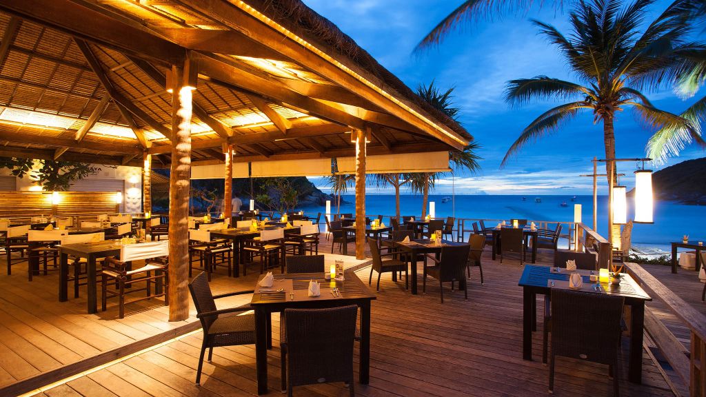 003297-24-Sunset-Beach-Restaurant-3.jpg