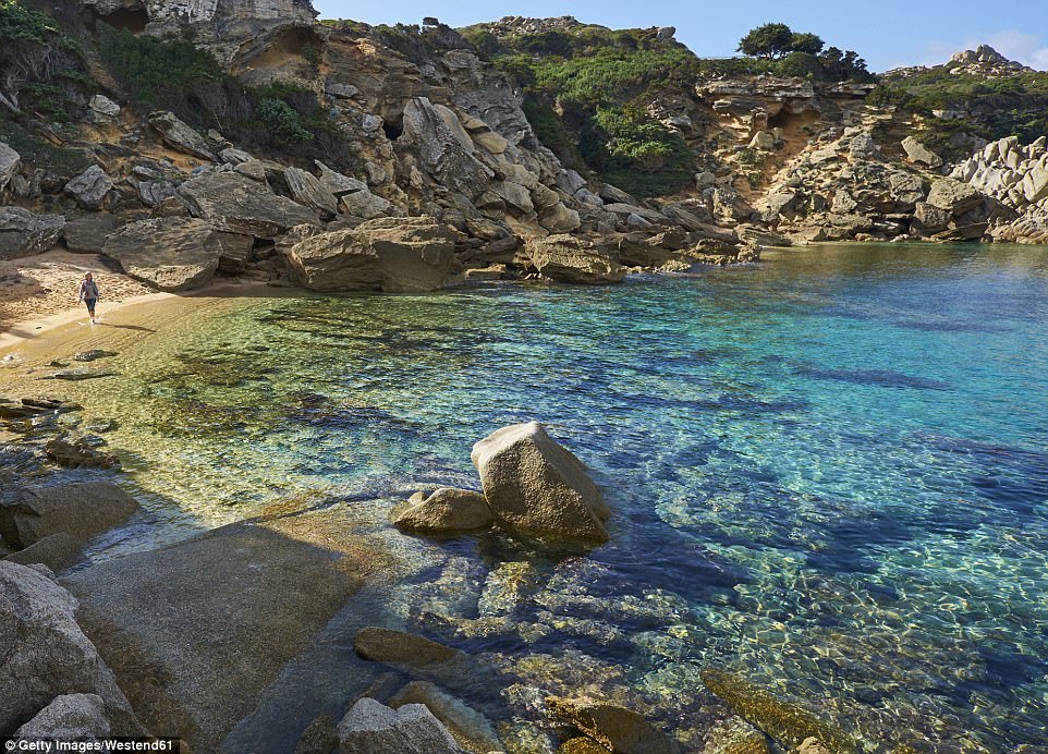 Turquoise-Seas-Sardinia1.jpg