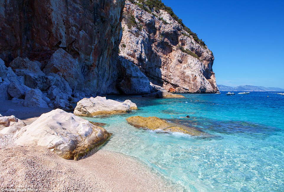 Turquoise-Seas-Sardinia.jpg