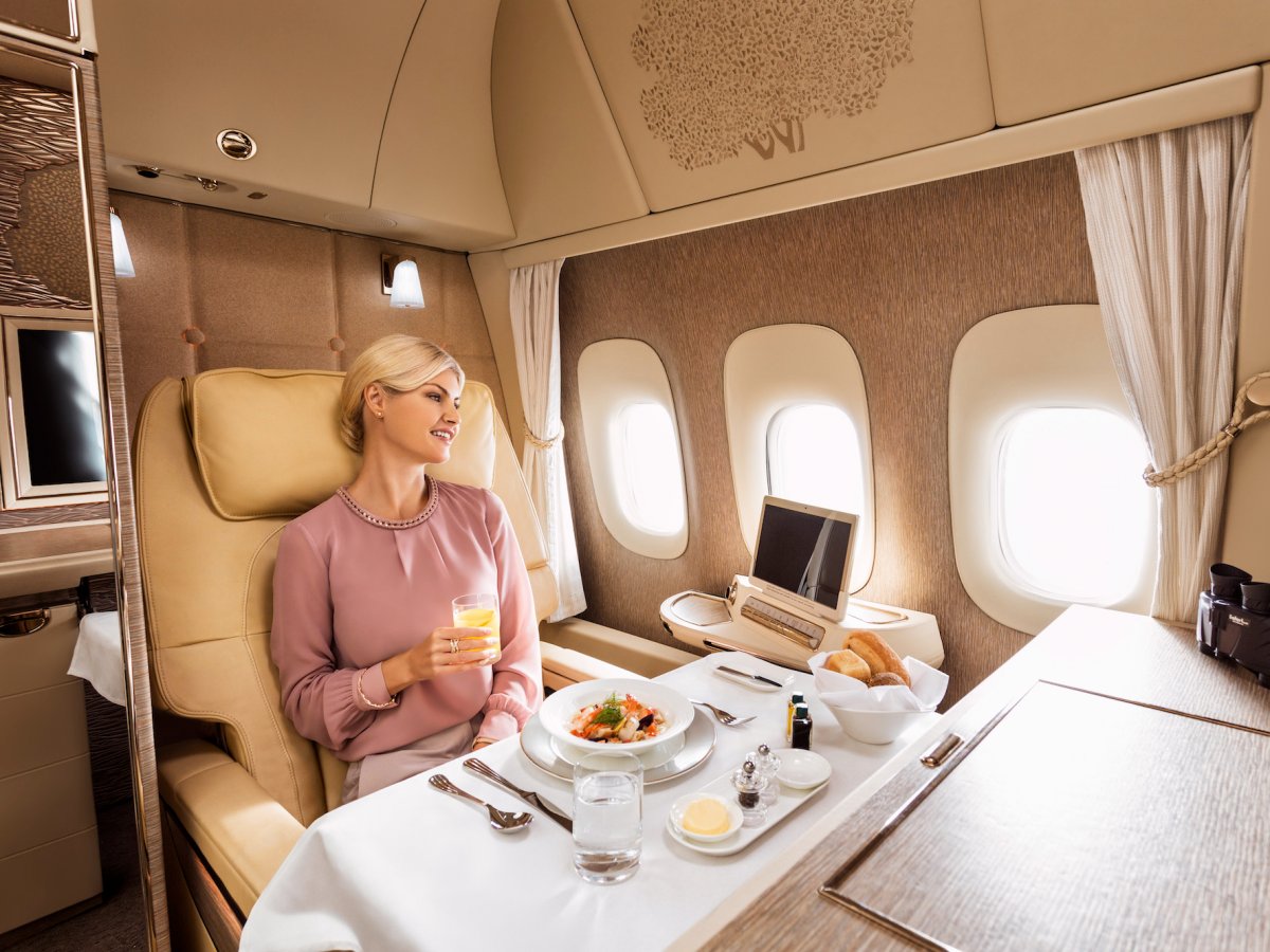 emirates-first-class-dining.jpg