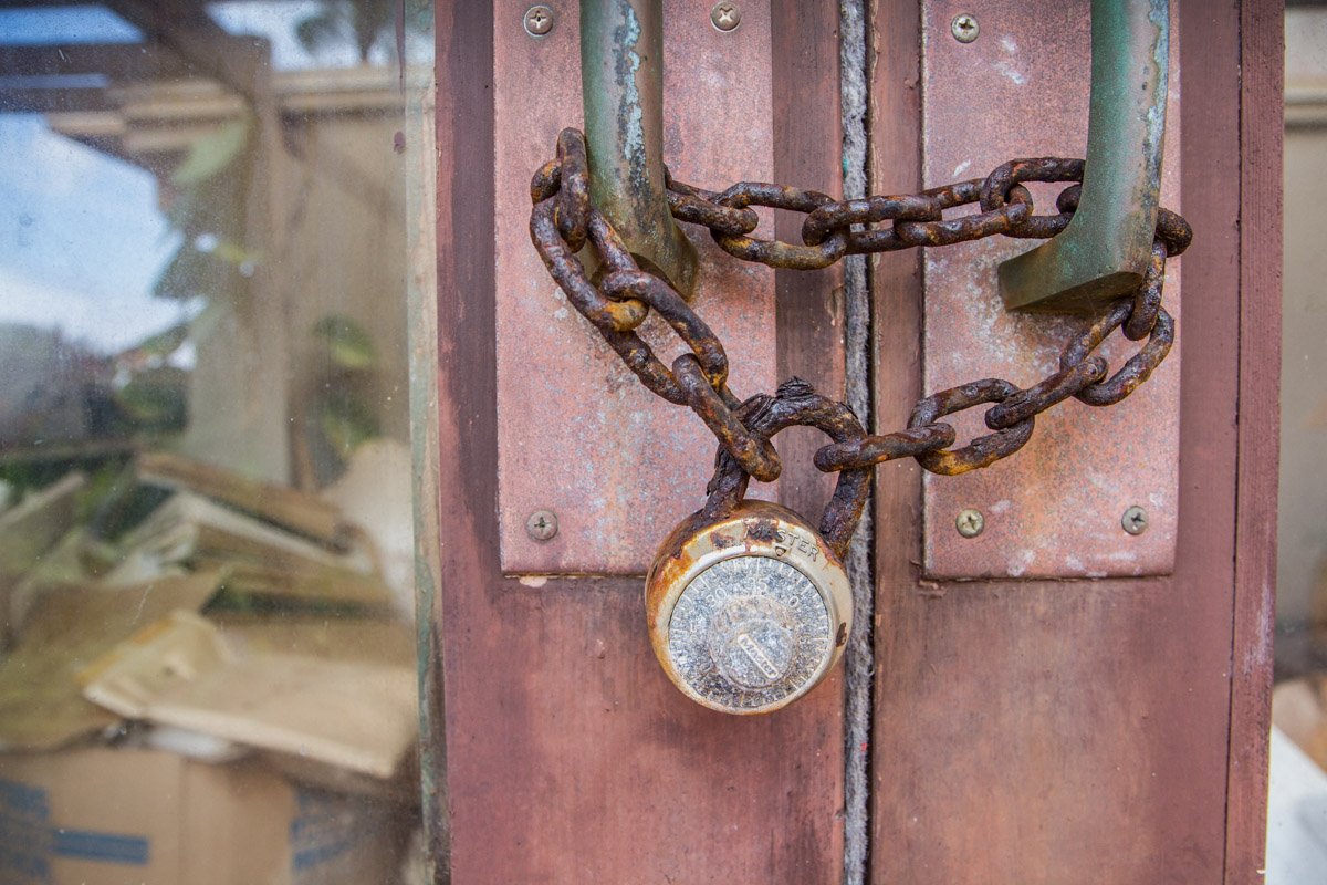 were-locked-with-extremely-rusty-padlocks-she-siad.jpg