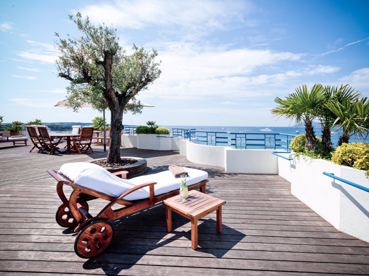 retreat-to-the-panoramic-terrace-relax-in-the-turk.jpg