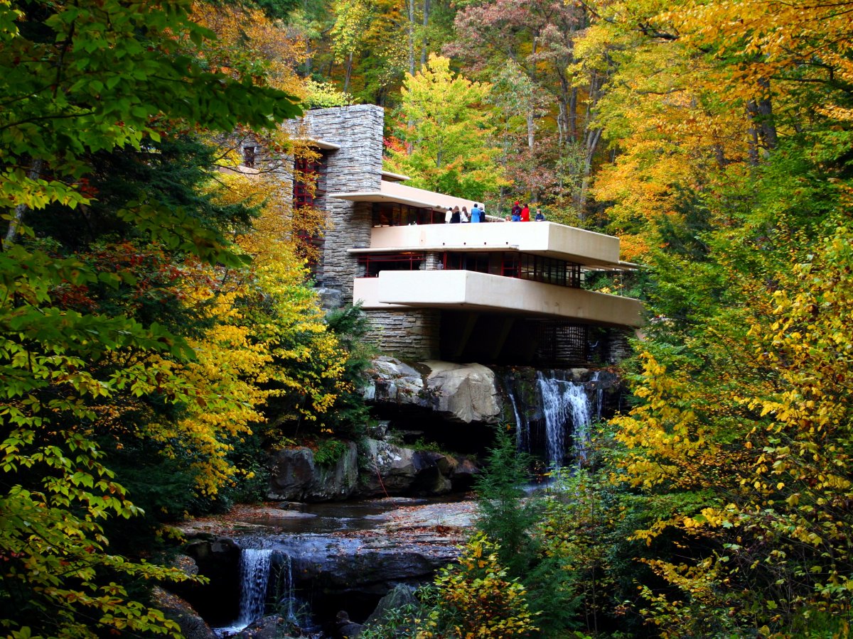 fallingwater-in-mill-run-pennsylvania.jpg