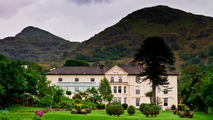 _hotel_Snowdonia_Llanbe-a-20_1490016711848-690x388.jpg