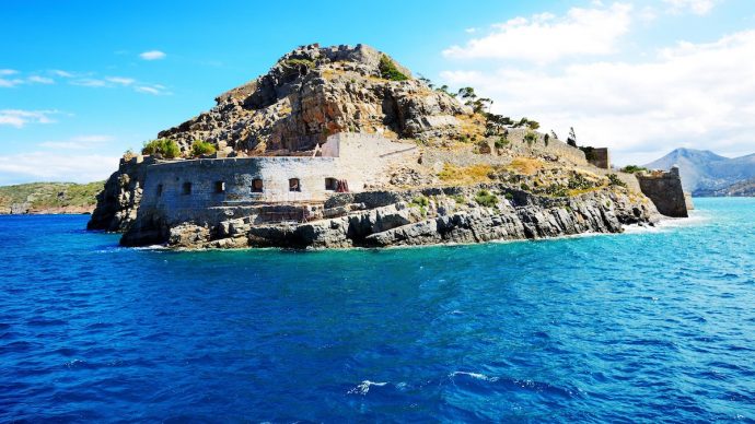 -spinalonga-near-crete-is-just-one-example-690x388.jpg