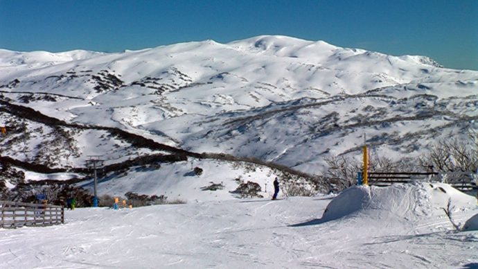 1200px-Guthega_ski_resort-690x388.jpg