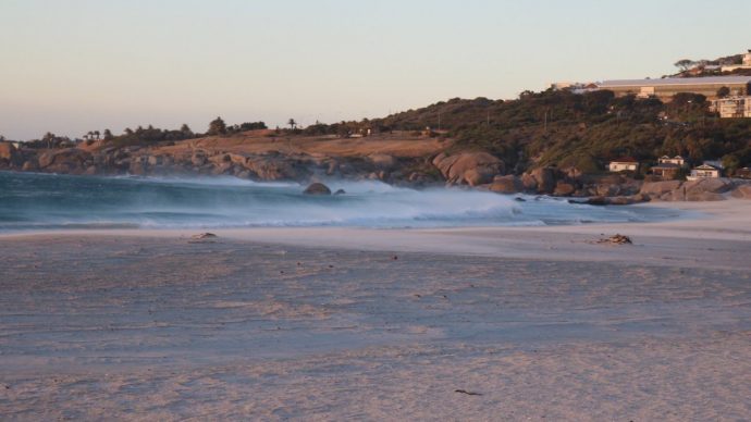 21-camps-bay-beach-camps-bay-south-africa-690x388.jpg