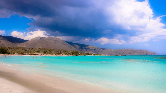 9-elafonissi-beach-elafonissi-greece-690x388.jpg